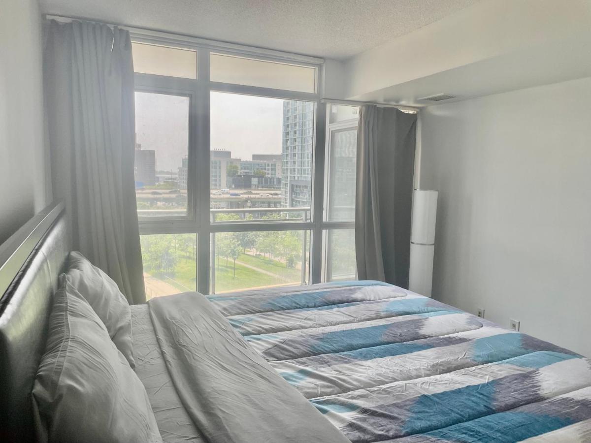 Three Br Condo Step To Cn Tower Rogers Center With Free Parking Торонто Экстерьер фото
