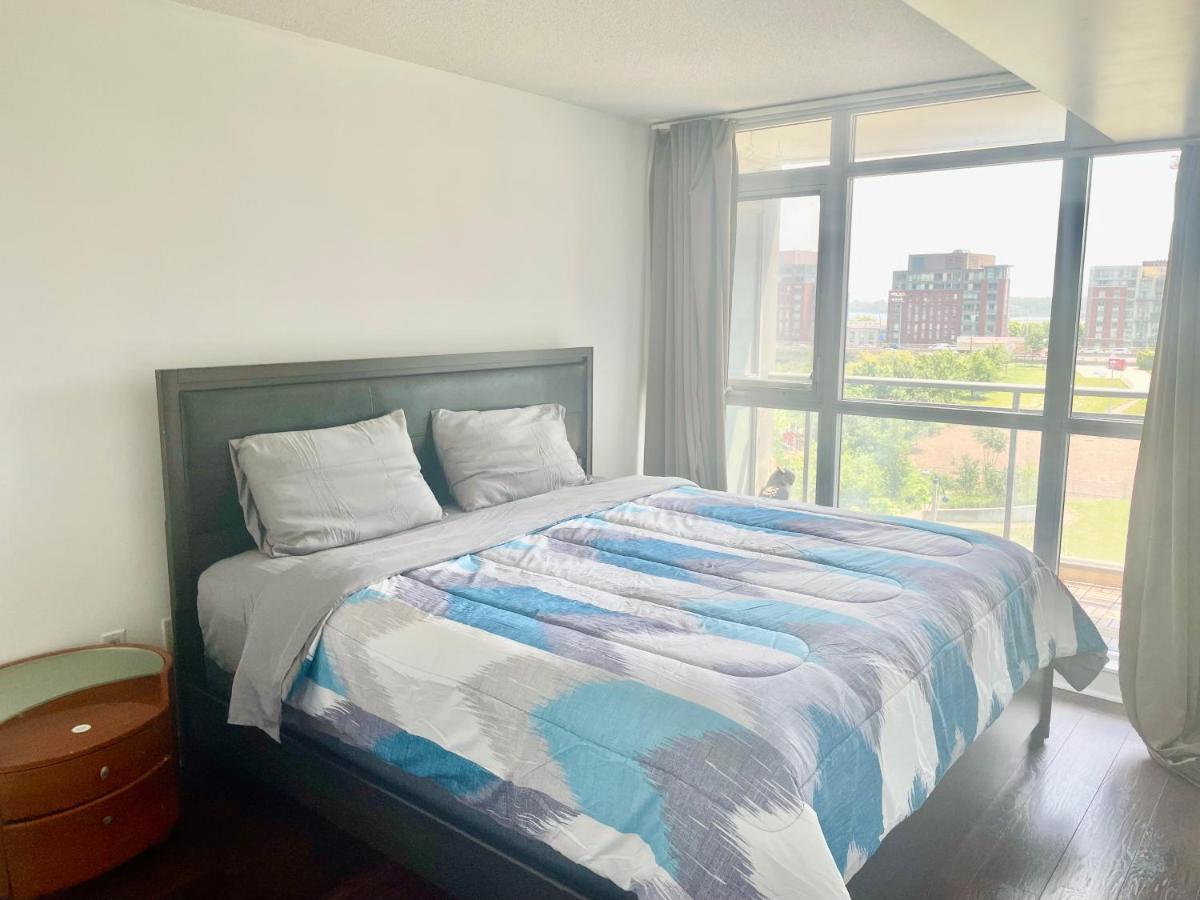 Three Br Condo Step To Cn Tower Rogers Center With Free Parking Торонто Экстерьер фото