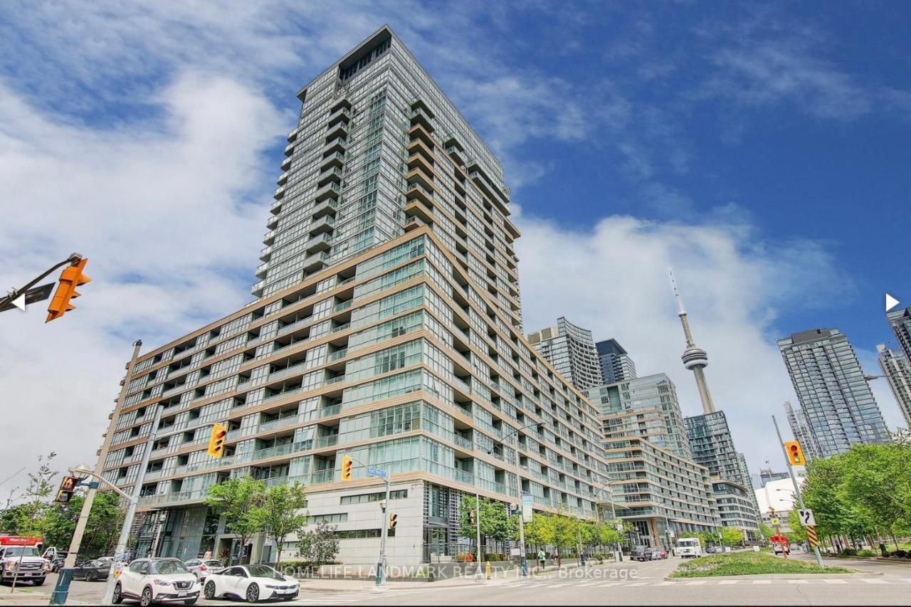 Three Br Condo Step To Cn Tower Rogers Center With Free Parking Торонто Экстерьер фото