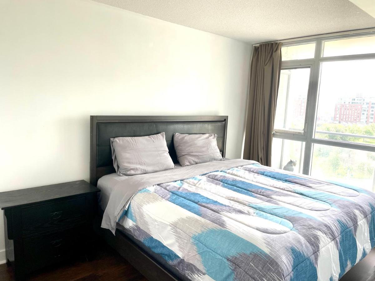 Three Br Condo Step To Cn Tower Rogers Center With Free Parking Торонто Экстерьер фото